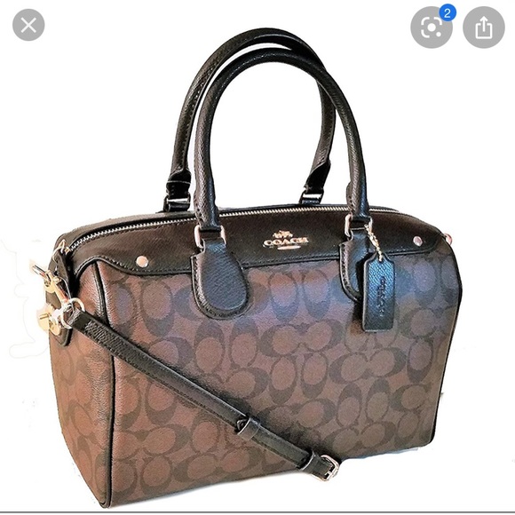 Coach Handbags - W/MATCHING WALLET Coach Bennett handbag